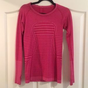Red lululemon top